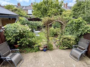 Photo 8- click for photo gallery